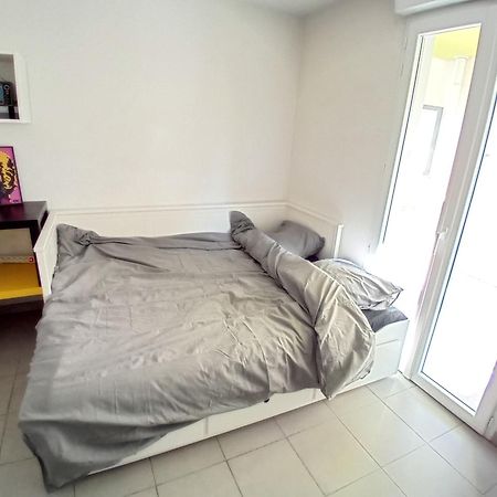 Studio Cosy Avec Terrasse Montpellier Exteriör bild