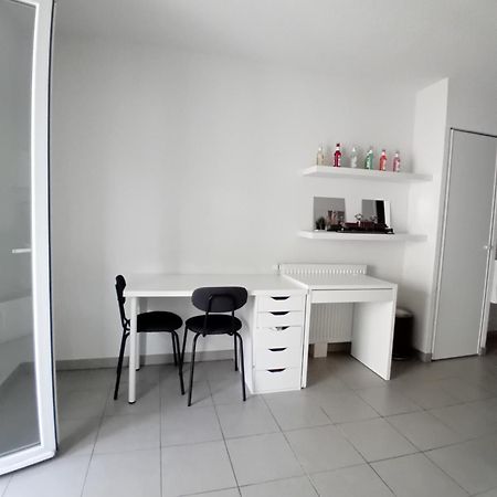 Studio Cosy Avec Terrasse Montpellier Exteriör bild